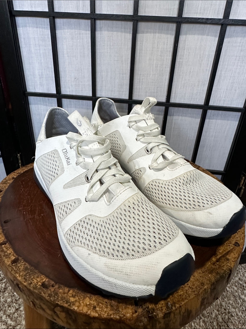 Olukai Women’s White Mesh Athletic Sneakers Wet Grip Rubber Sole Non Marking 7